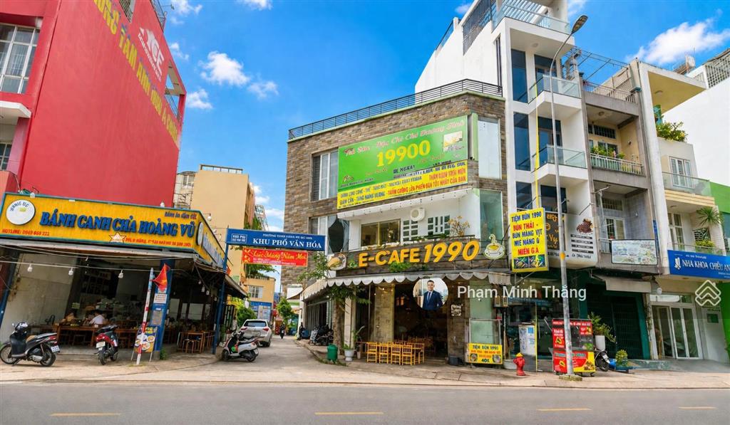 Cho thuê nhà 2 mặt tiền, đường tân sơn nhì, quận tân phú, 68m2, 3 tầng, gần ngã tư, giá 39 triệu/th