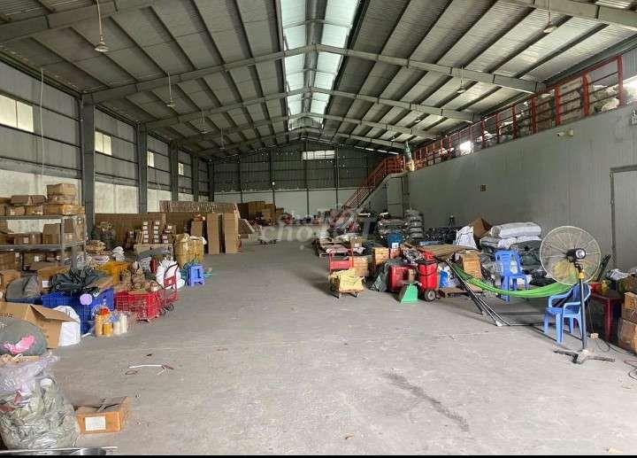 cho thuê nhà xưởng 1.850m2 quốc lộ 1 A 