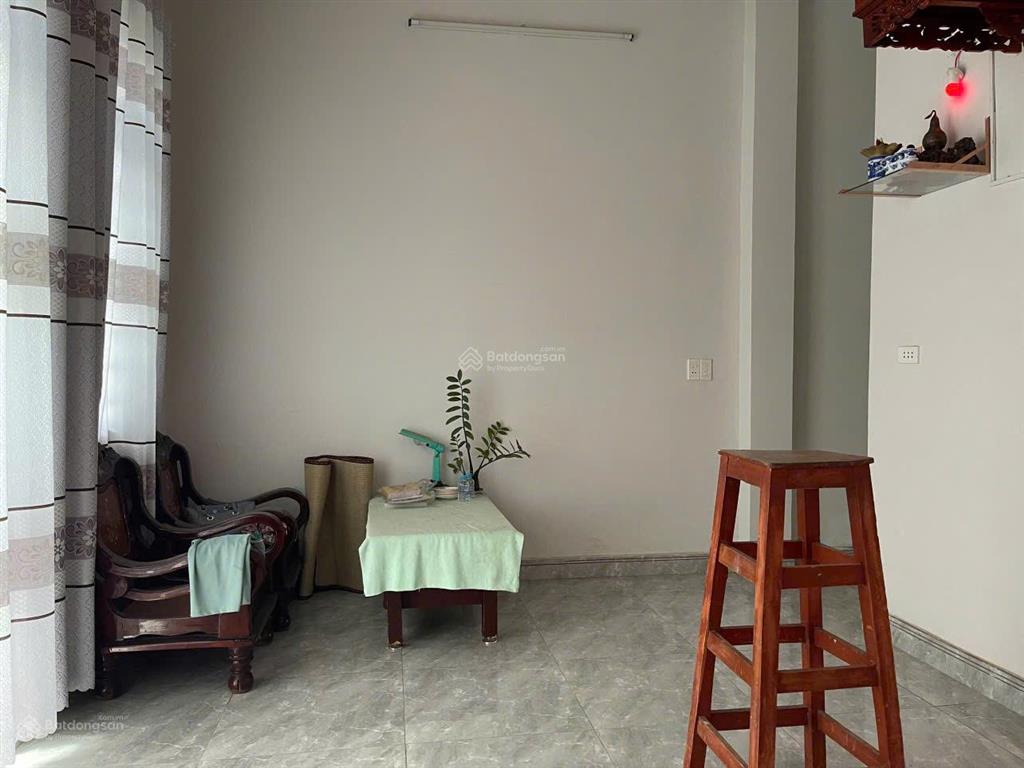 Bán nhà 1 trệt 2 lầu ngay kdc lavender vĩnh cửu giá 2tỷ750