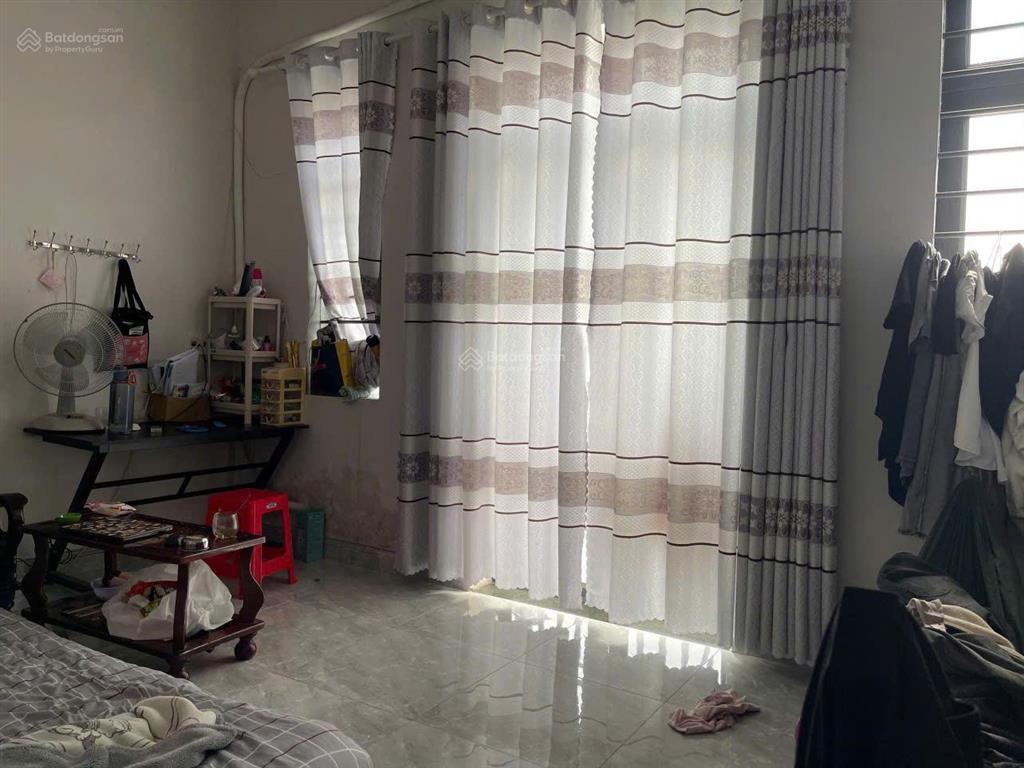 Bán nhà 1 trệt 2 lầu ngay kdc lavender vĩnh cửu giá 2tỷ750