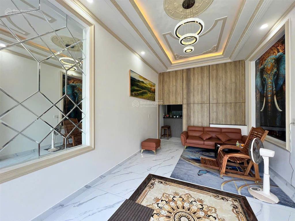 Bán nhà đẹp 1 trệt 2 lầu p tân hiệp đường nhựa 7m giá 4 tỷ 2