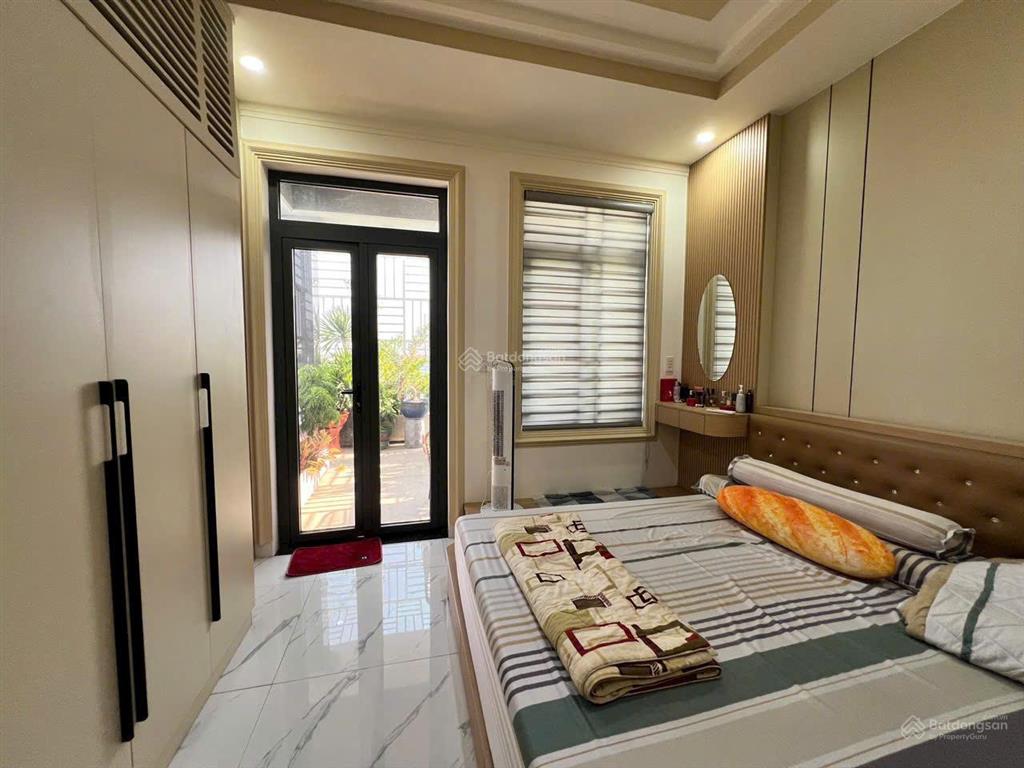 Bán nhà đẹp 1 trệt 2 lầu p tân hiệp đường nhựa 7m giá 4 tỷ 2