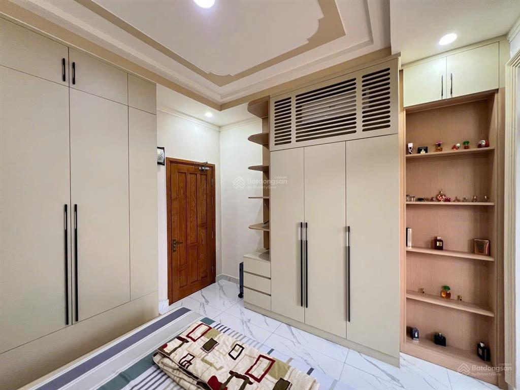 Bán nhà đẹp 1 trệt 2 lầu p tân hiệp đường nhựa 7m giá 4 tỷ 2
