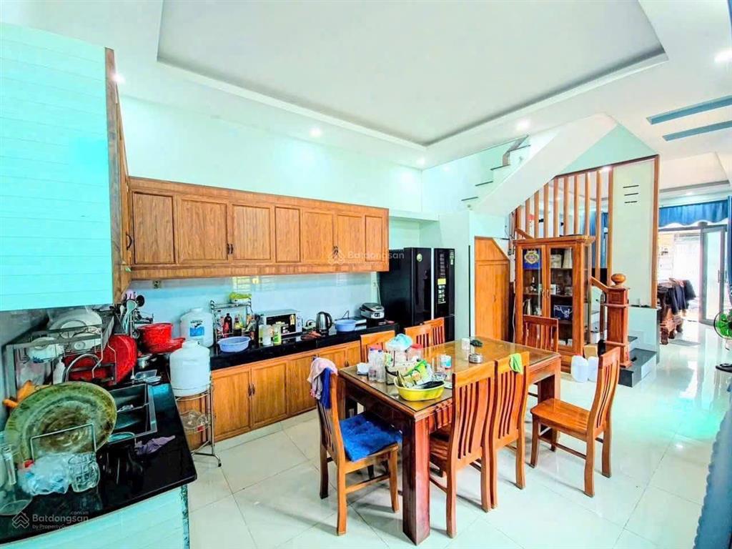Bán nhà 1 trệt 1 lầu kp2 trảng dài đường ô tô giá 2 tỷ 9