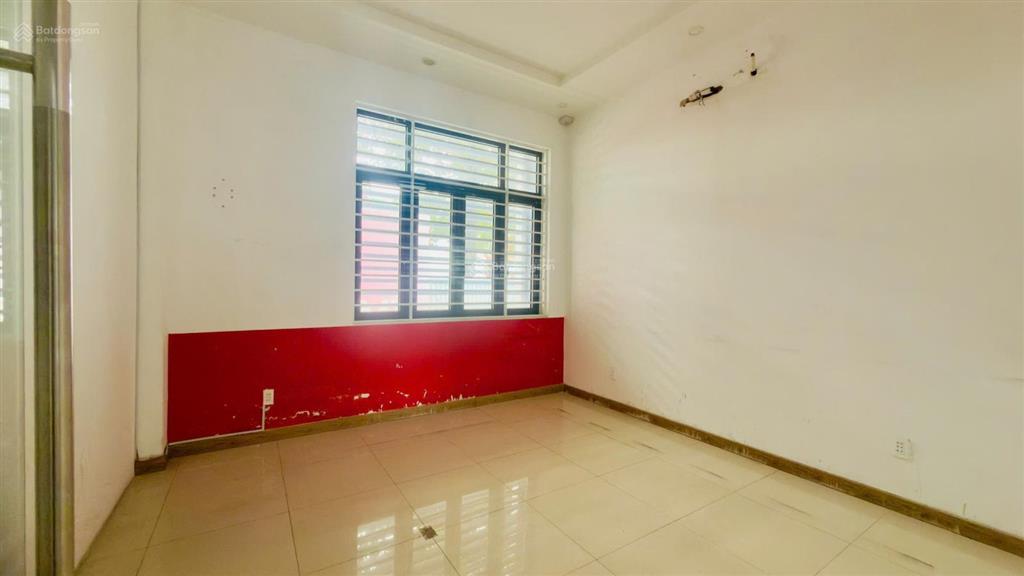 Chính chủ bán nhà 298m2 mặt tiền trương định 1 trệt 5 lầu