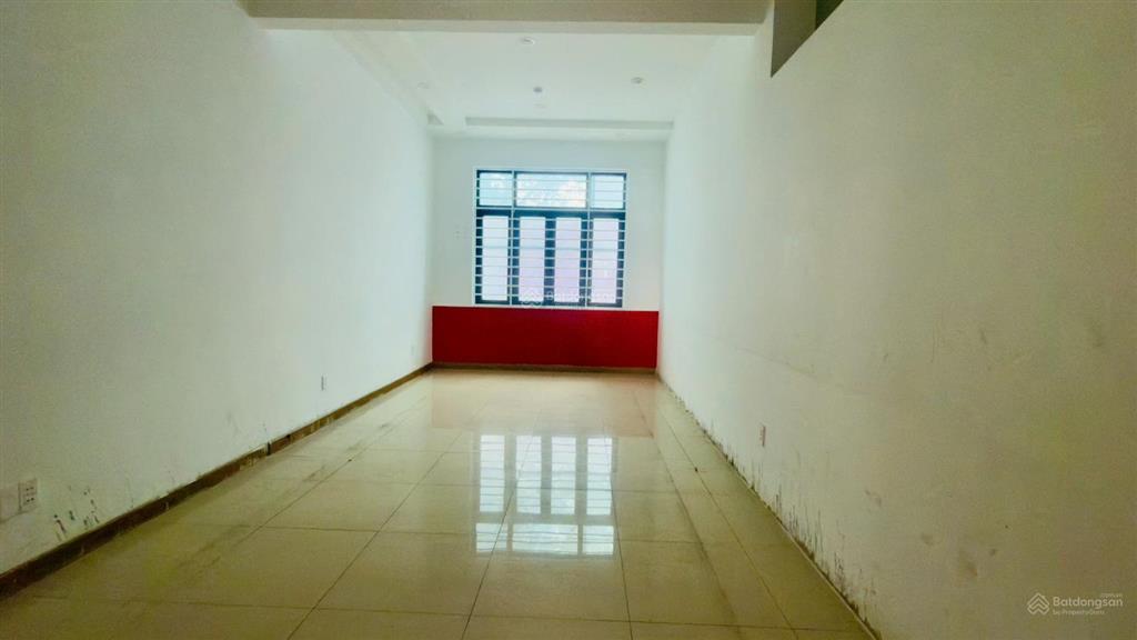 Chính chủ bán nhà 298m2 mặt tiền trương định 1 trệt 5 lầu