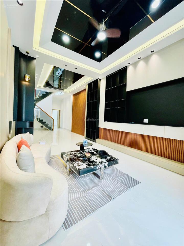 Bán nhà 1 trệt 1 lầu phường tân hiệp 100m2 giá 4 tỷ 750