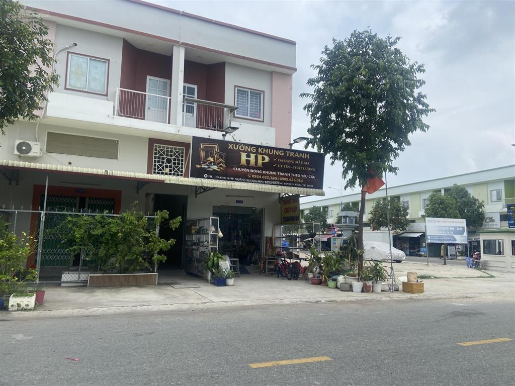 Bán nhà phố liền kề có sẵn thu nhập ở kinh doanh cho thuê ngay trung tâm thành phố mới bình dương