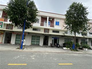 Bán nhà phố liền kề 2 mặt tiền kinh doanh 5x30m khu dân cư thanh toán 1,4tỷ nhận nhà