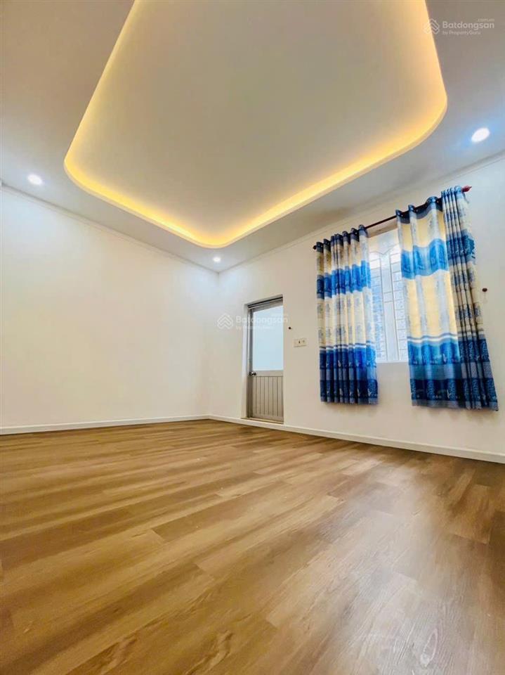 Bán nhà đẹp full nội thất ngay khu dân cư vip trung tâm thành phố mới bình dương