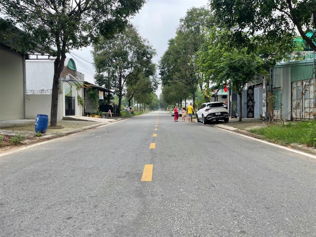 Bán đất phú tân khu dân cư đường vành đai thông 5x21 ngay trung tâm thành phố mới bình dương