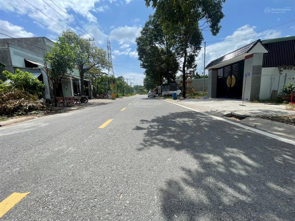 Bán đất phú tân 5x30m thổ cư full đường nhựa thông ngay trung tâm thành phố mới bình dương