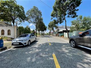 Bán gấp đất hòa phú 7,5x20m ngay khu dân cư vip gần siêu thị aeon thành phố mới bình dương