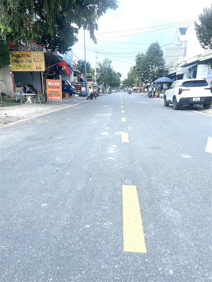Bán căn nhà mới xây 3 tầng ngay chợ hòa phú trung tâm thành phố mới bình dương giá 3ty6 2 mặt tiền