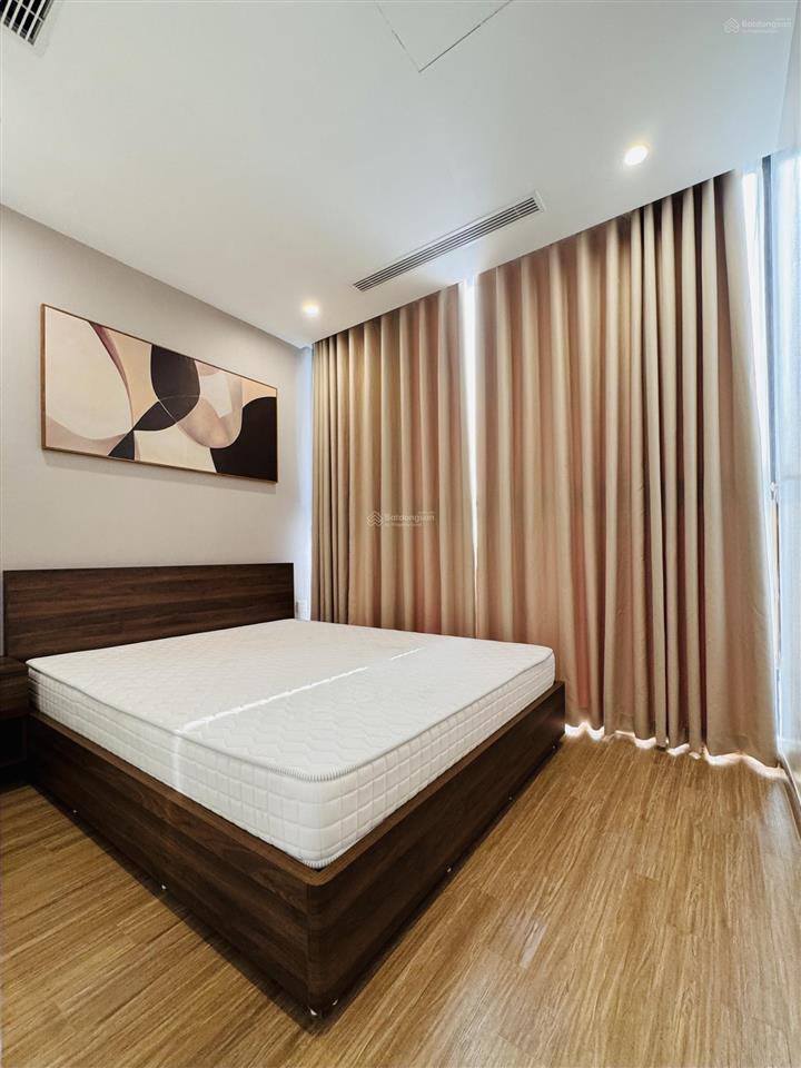 Chính chủ cho thuê căn hộ cao cấp 1pn, 43 m2, toà s2 vinhomes skylake, full đồ nội thất