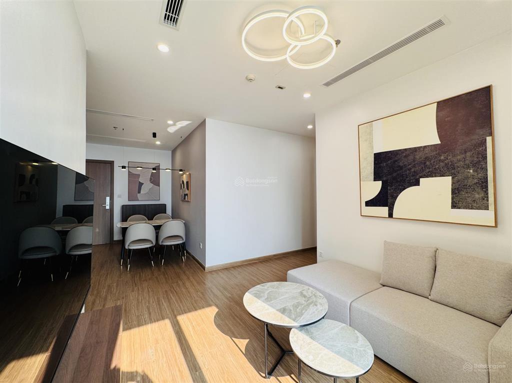 Chính chủ cho thuê căn hộ cao cấp 1pn, 43 m2, toà s2 vinhomes skylake, full đồ nội thất