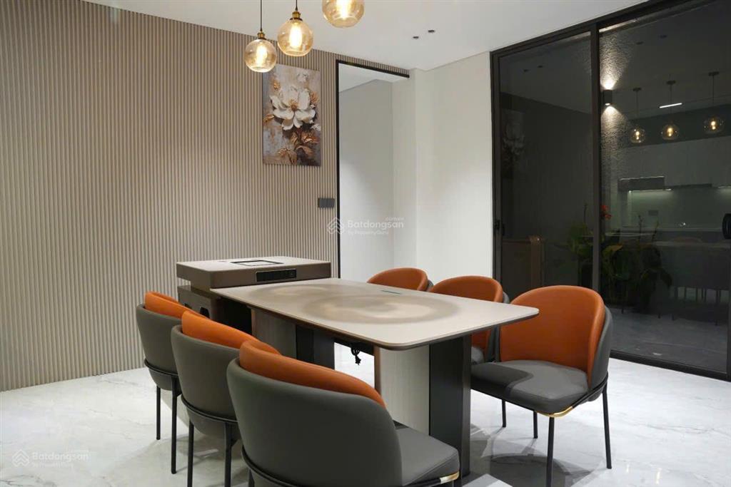 Bán nhanh nhà 3 mê 3 tầng, thiết kế hiện đại mt đường thanh long  hải châu  tp. đà nẵng,