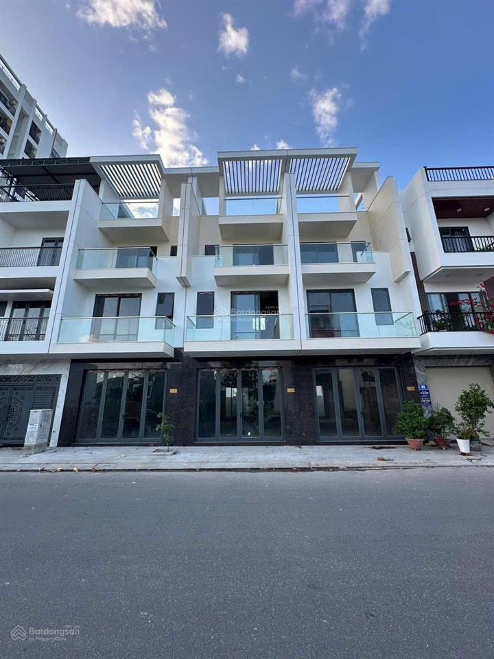 Bán nhà phố mặt tiền đường a1 kđt vcn phước long 2, sổ sẵn, sang tên ngay