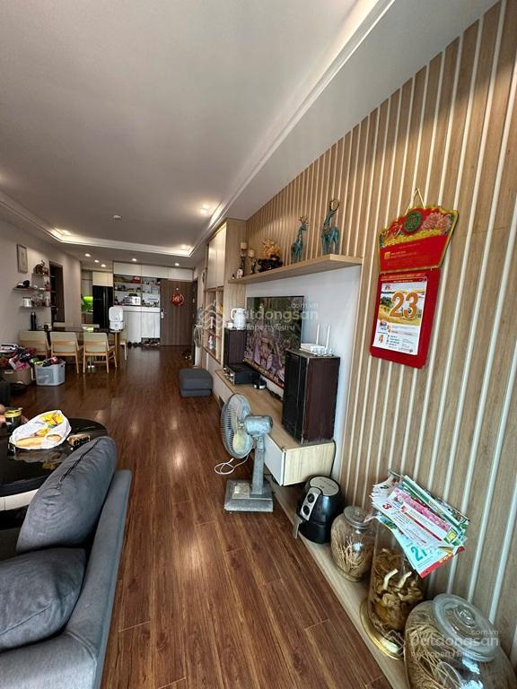 Căn hộ full tiện ích giá tốt chính chủ bán căn hộ 3pn 2vs sky central 176 định công,hn