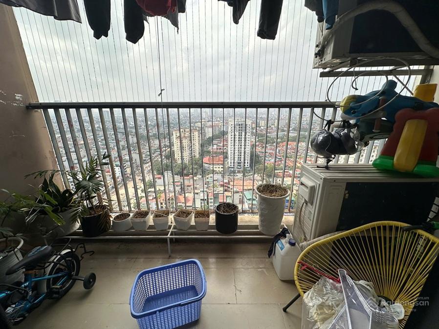 Căn hộ full tiện ích giá tốt chính chủ bán căn hộ 3pn 2vs sky central 176 định công,hn