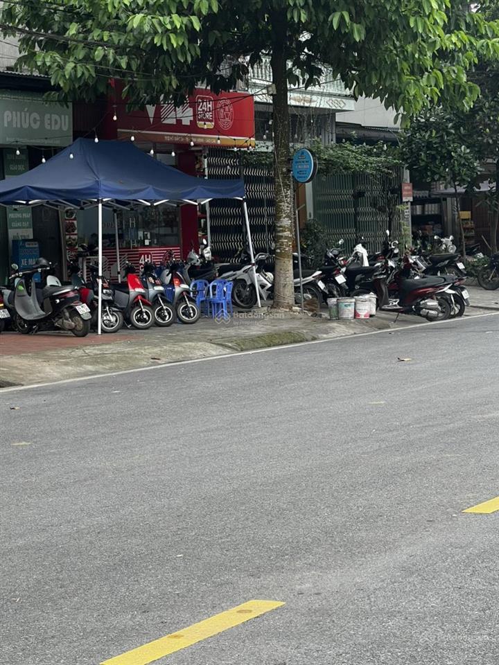 Nhà đẹp  giá tốt  bán nhà 3 tầng đường hồ đức ri b8 cổng phân hiệu đại học thái nguyên , lào cai