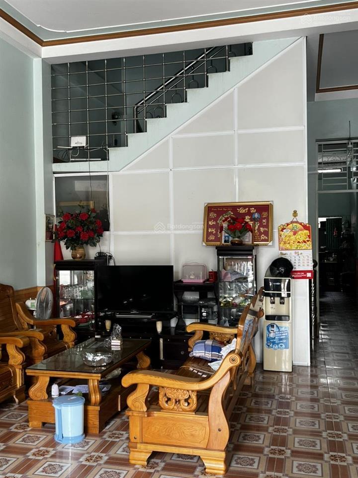 Nhà đẹp  giá tốt  bán nhà 3 tầng đường hồ đức ri b8 cổng phân hiệu đại học thái nguyên , lào cai