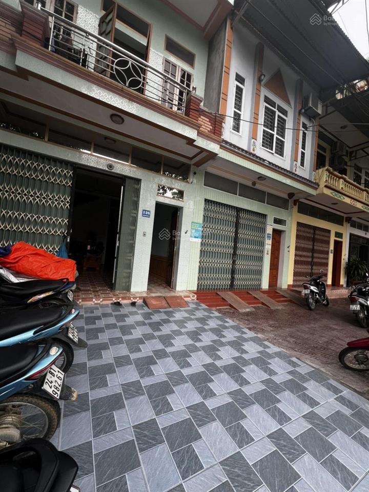 Nhà đẹp  giá tốt  bán nhà 3 tầng đường hồ đức ri b8 cổng phân hiệu đại học thái nguyên , lào cai