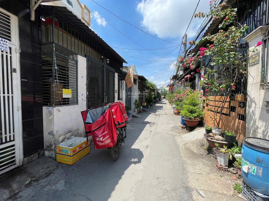 Hot hot cần bán nhà đầu hẻm b18 (lk 56) tân vĩnh lộc, bình chánh, tp.hcm  giá tốt thiện chí bán