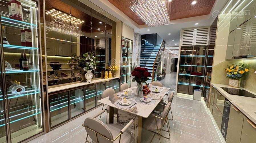 Nhà đẹp  giá tốt  cần bán nhanh căn nhà phố tại đường quang trung, phường thông tây hội, tp.hcm.