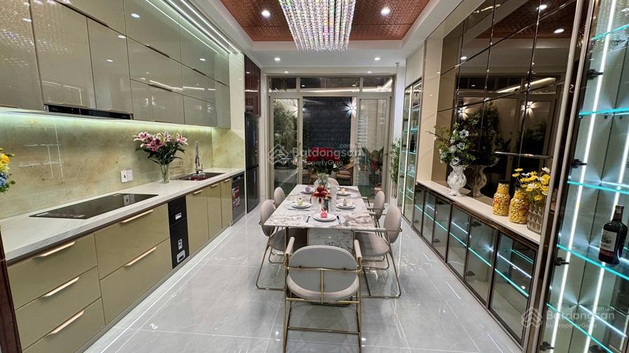 Nhà đẹp  giá tốt  cần bán nhanh căn nhà phố tại đường quang trung, phường thông tây hội, tp.hcm.
