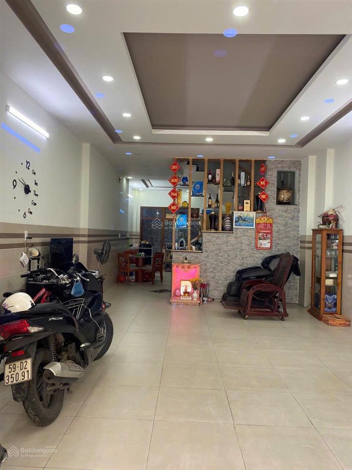 Nhà đẹp  giá tốt  chính chủ cần bán nhanh căn nhà mặt tiền đẹp vị trí tại quận bình tân, tp hcm