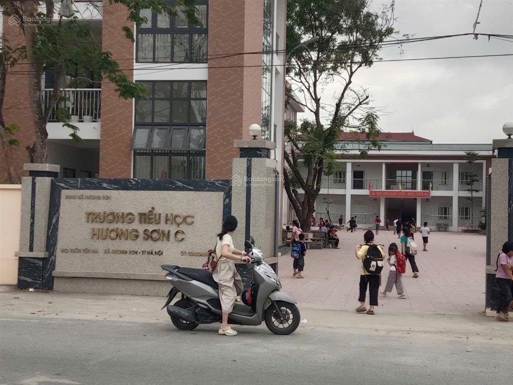 Chính chủ bán nhanh đất có sẵn nhà cấp 4 vị trí đắc địa mặt đường tỉnh lộ 419 tam chúc chùa hương