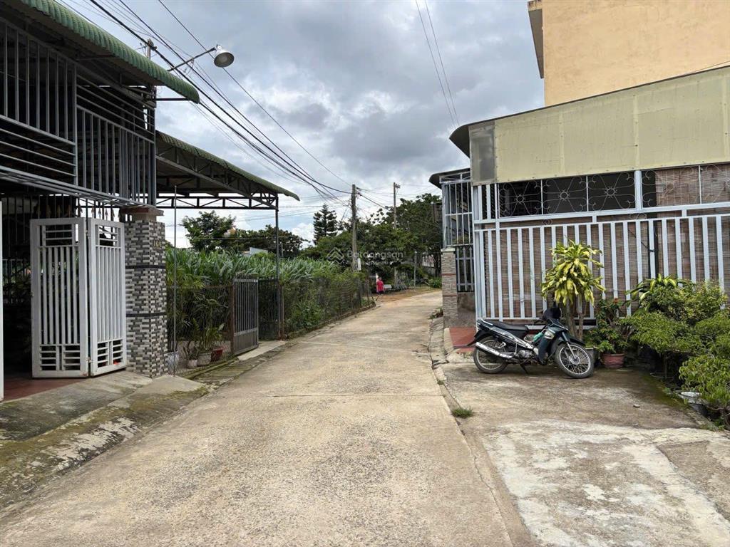 Nhà đẹp  giá tốt  chính chủ cần bán gấp căn nhà tại thị trấn thạnh mỹ, đơn dương, lâm đồng