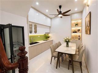 Hot hot chính chủ cần bán nhà số 59, ngõ 112, p. giảng võ, q. ba đình, hà nội