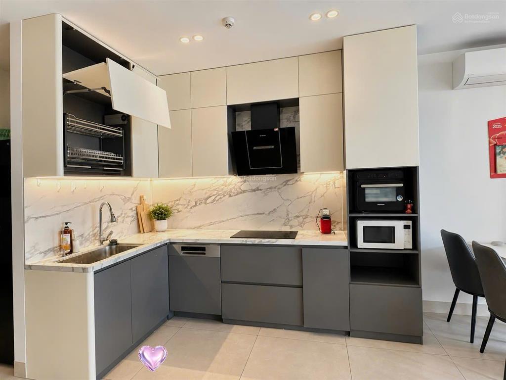 Chính chủ bán trục 06 d1, chuẩn tầng trung view đẹp tòa diamond residence (brg 25 lê văn lương)