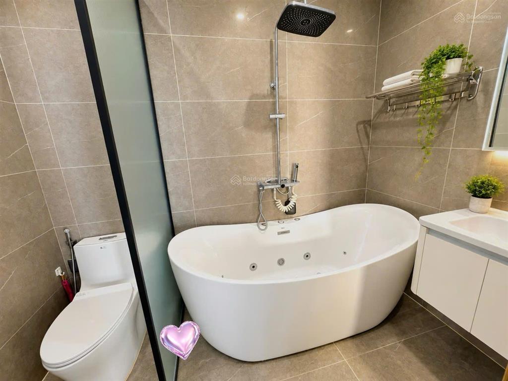 Chính chủ bán trục 06 d1, chuẩn tầng trung view đẹp tòa diamond residence (brg 25 lê văn lương)