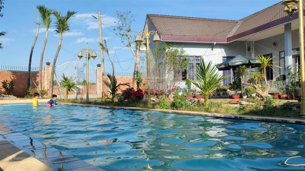 Hot hot  cần bán biệt thự sân vườn gần hồ eakao  xã ea kao, tp. buôn ma thuột, đắk lắk