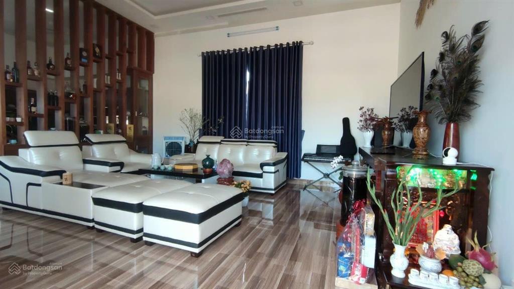 Hot hot  cần bán biệt thự sân vườn gần hồ eakao  xã ea kao, tp. buôn ma thuột, đắk lắk