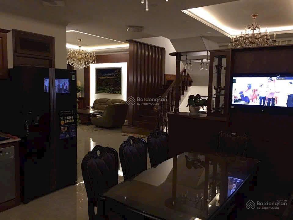 Biệt thự đẹp giá tốt cần bán biệt thự view tại đường đặng thái thân, p. 3, tp. đà lạt, lâm đồng