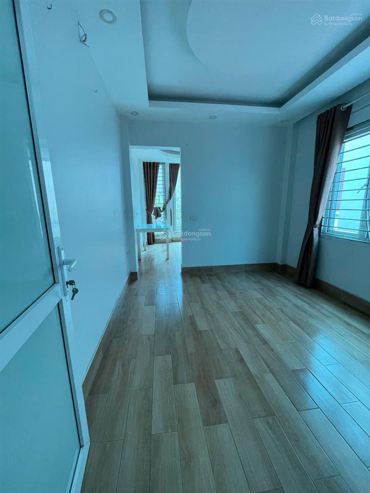 Nhà vị trí đẹp  giá tốt chính chủ bán nhanh căn nhà phố yên lộ, phường yên nghĩa, tp hà nội