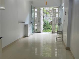 Nhà vị trí đẹp  giá tốt chính chủ bán nhanh căn nhà phố yên lộ, phường yên nghĩa, tp hà nội