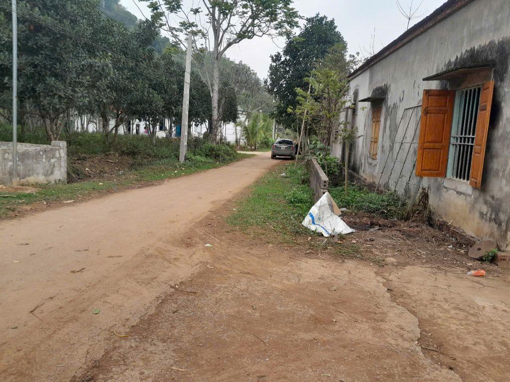 Bán đất xã Thạch Sơn, huyện Thạch Thành, tỉnh Thanh Hóa 2040m2, mặt tiền 54m.