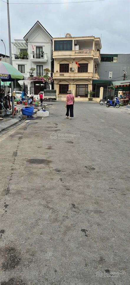 Bán ô đất cạnh chợ cột 5 kinh doanh da ngành nghề  0962 698 ***