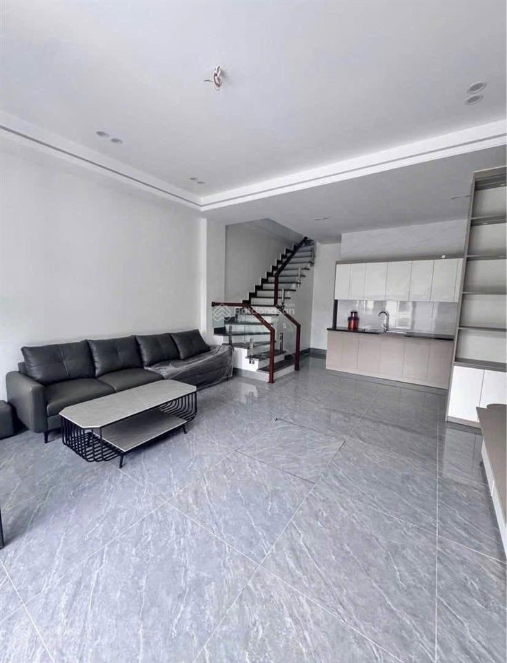 Nhà 3 tầng cao thắng có bãi đỗ oto ngày đêm bên cạnh nhà  0962 698 ***