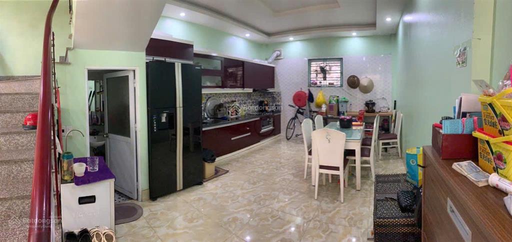 Nhà 3 tầng ngõ 20 cao thắng gia nhỉnh hơn 2ty tí xíu  0962 698 ***