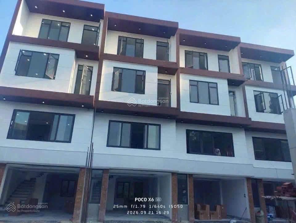 Bán nhà p. cao thắng có gara để ô tô  0962 698 ***
