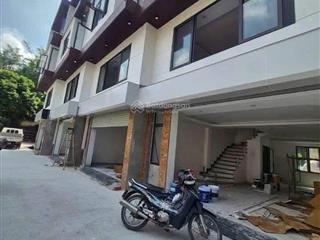 Bán nhà p. cao thắng có gara để ô tô  0962 698 ***