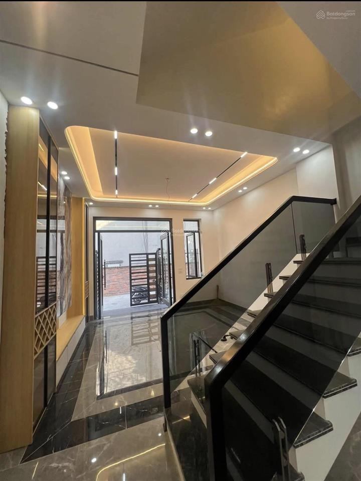 Bán nhà 4 tầng cao thắng thiết kế hiện đại