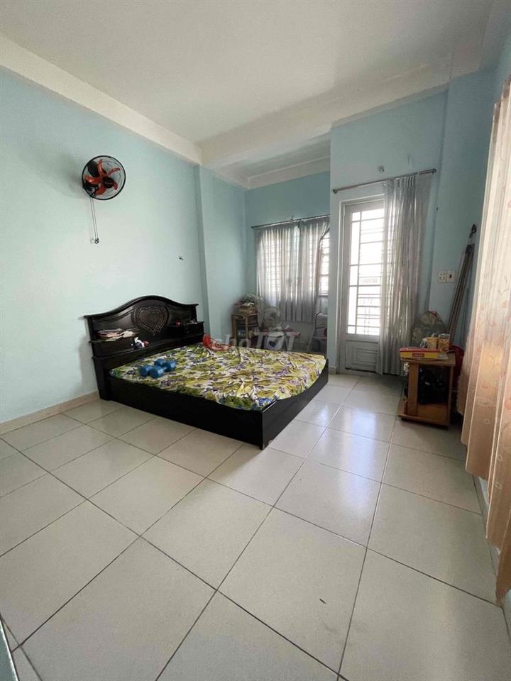 Nhà 2 tầng 45m2 - giá 3,8 tỷ phường mới Phú Thọ Hoà - Khu bàn cờ