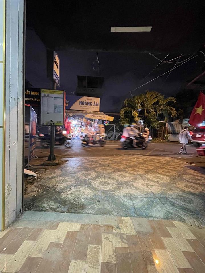 cho thuê nhà mặt tiền 9,5 triệu đường tân kỳ tân quý gần Aeon mall